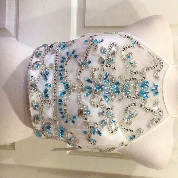 B Darlin White CropTop - Picture 2 of 6